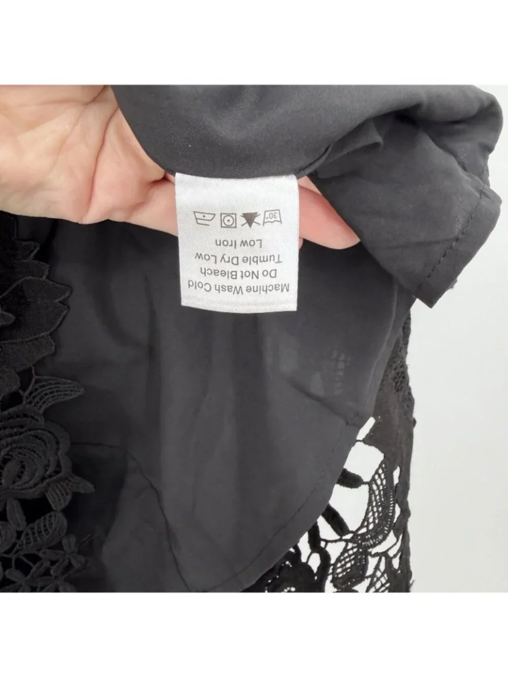 Tuckernuck Black Guipure Lace Daphne Dress XL Ruffle Collar Bow Cocktail Party - Picture 9 of 9